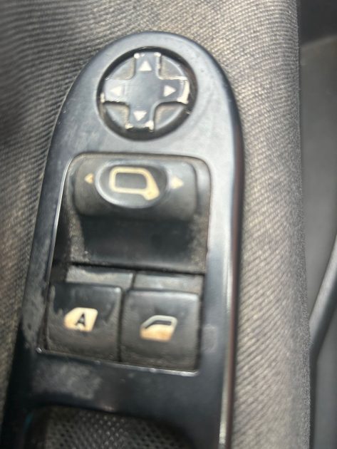 PEUGEOT 207 PE37170 2010