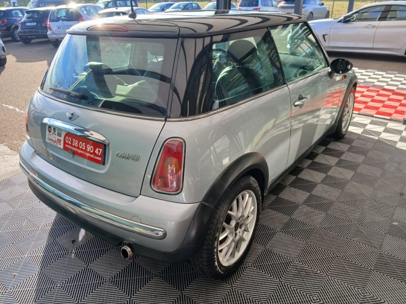 MINI MINI 1.6I (R50/R53) 115CH 2002