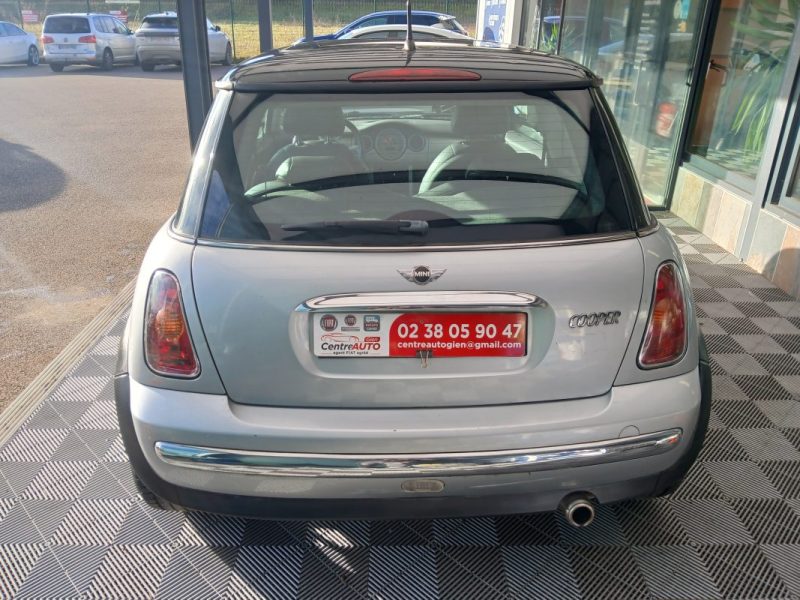 MINI MINI 1.6I (R50/R53) 115CH 2002