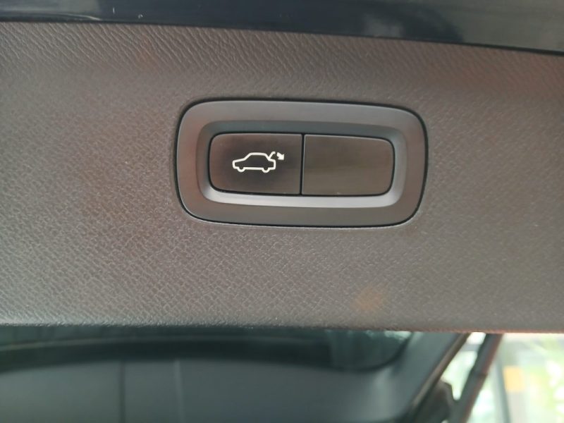 VOLVO XC90 2.0 D5  224ch Momentum  7 places  2015
