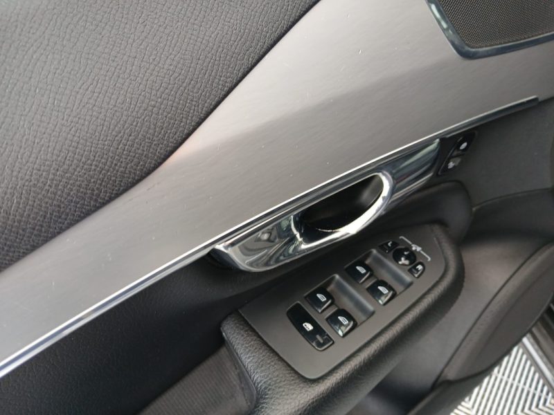 VOLVO XC90 2.0 D5  224ch Momentum  7 places  2015