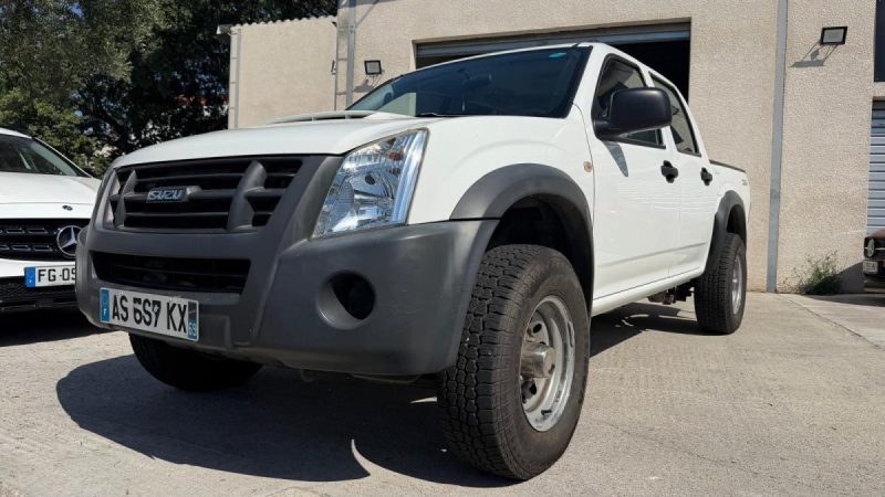 ISUZU D-MAX SPACE CAB 4X4 2.5 136 L 2010