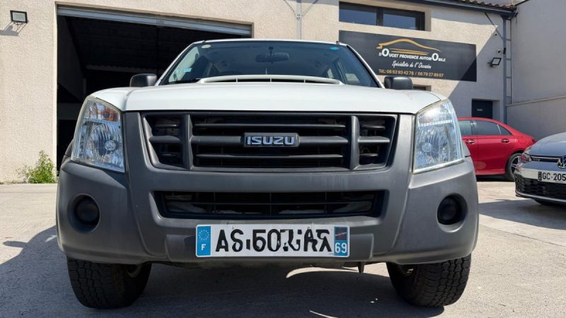 ISUZU D-MAX SPACE CAB 4X4 2.5 136 L 2010