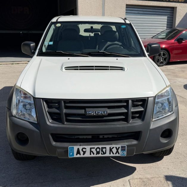 ISUZU D-MAX SPACE CAB 4X4 2.5 136 L 2010