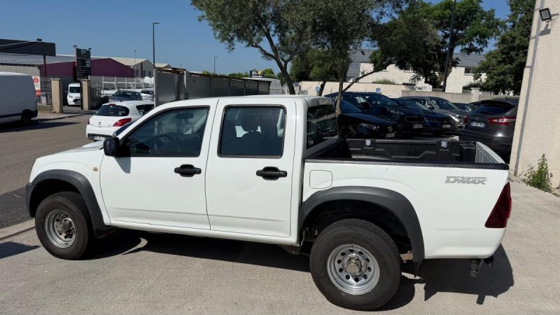 ISUZU D-MAX SPACE CAB 4X4 2.5 136 L 2010