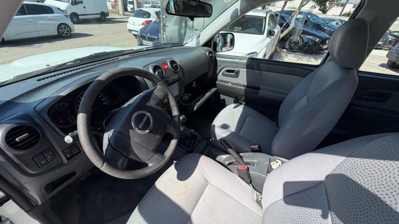 ISUZU D-MAX SPACE CAB 4X4 2.5 136 L 2010