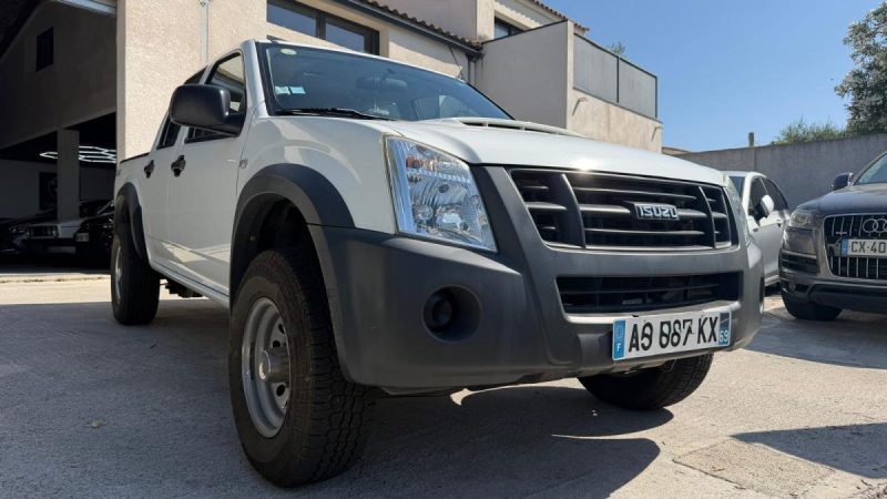 ISUZU D-MAX SPACE CAB 4X4 2.5 136 L 2010