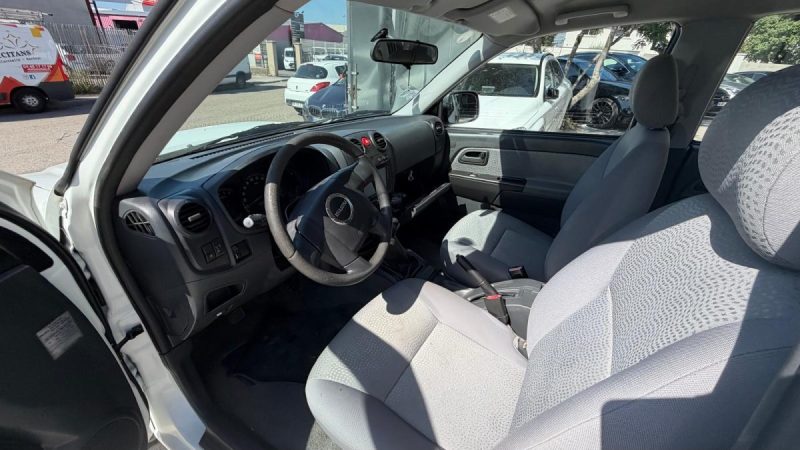 ISUZU D-MAX SPACE CAB 4X4 2.5 136 L 2010