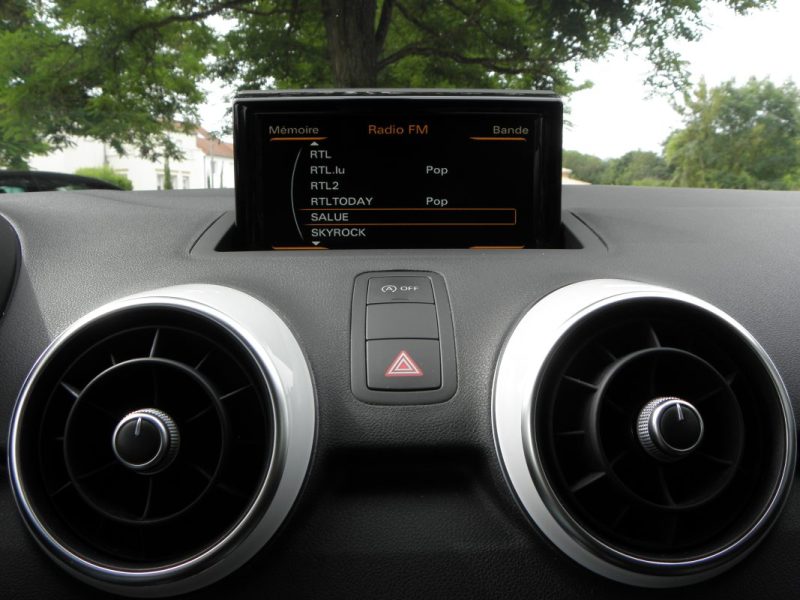 AUDI A1 SPORTBACK 1.0 TFSI 95 CH SPORT / 5CV 2015