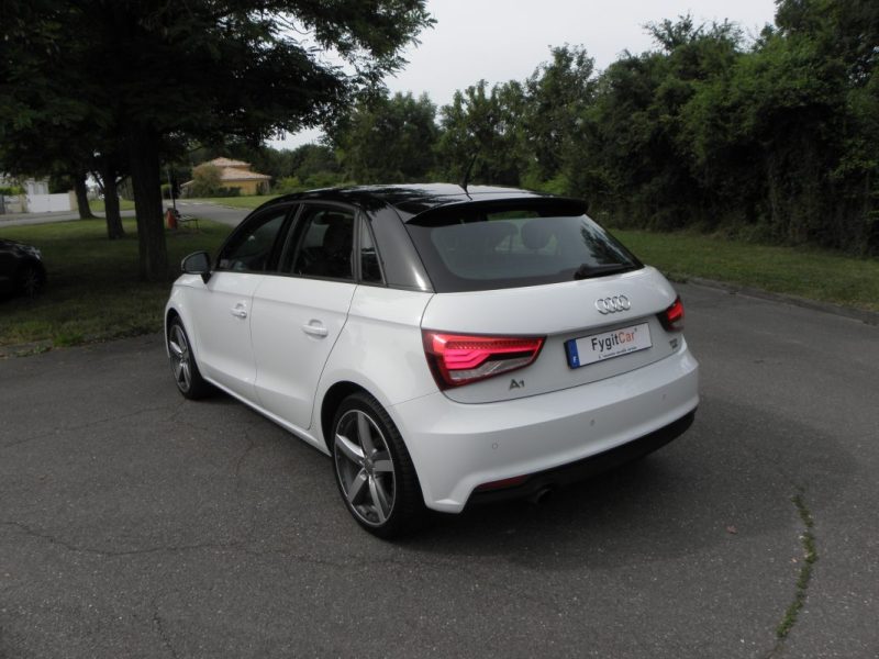 AUDI A1 SPORTBACK 1.0 TFSI 95 CH SPORT / 5CV 2015