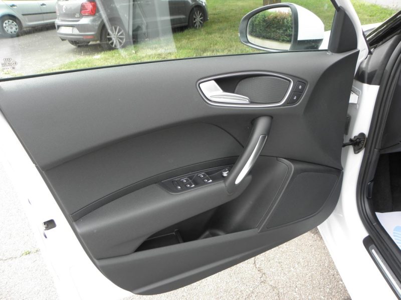 AUDI A1 SPORTBACK 1.0 TFSI 95 CH SPORT / 5CV 2015