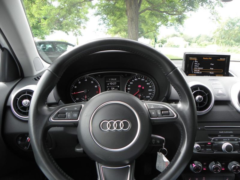 AUDI A1 SPORTBACK 1.0 TFSI 95 CH SPORT / 5CV 2015