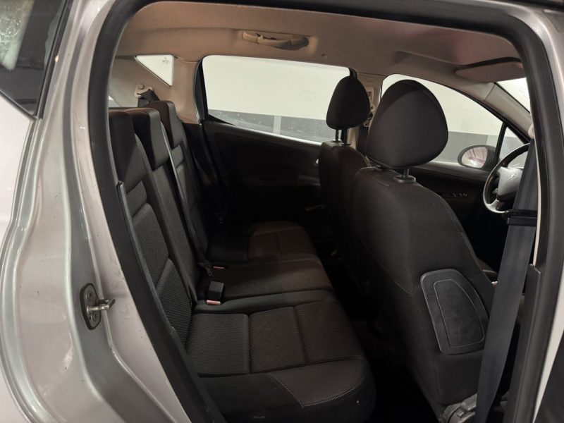 PEUGEOT 207 SW 1.4E URBAN 2011