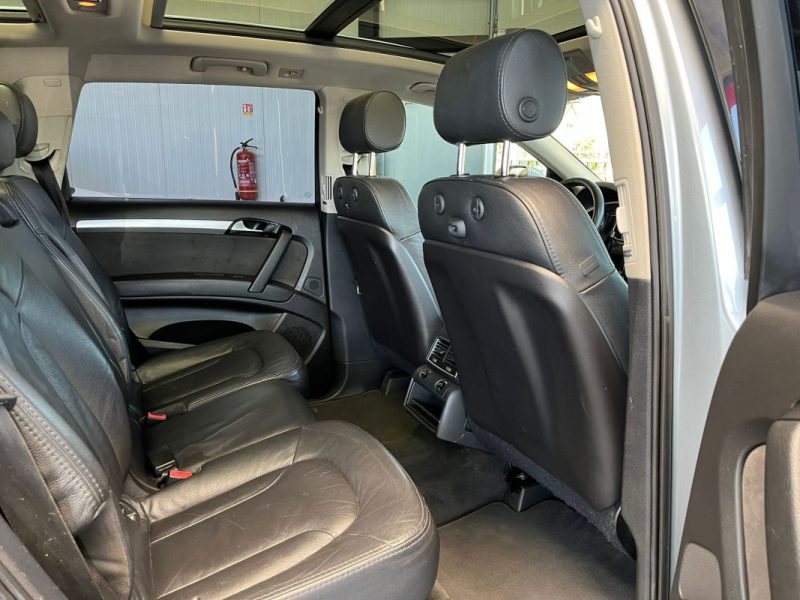 🔹 Audi Q7 3.0 TDI V6 239Ch 👨‍👩‍👧‍👦 7 places 🌞 Toit ouvrant panoramique 🪑 Intérieur cuir