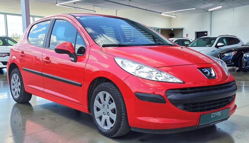 PEUGEOT 207 1.4 5P PARFAIT ETAT 1ER MAIN GARANTIE 6MOIS