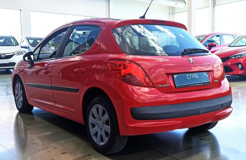 PEUGEOT 207 1.4 5P PARFAIT ETAT 1ER MAIN GARANTIE 6MOIS