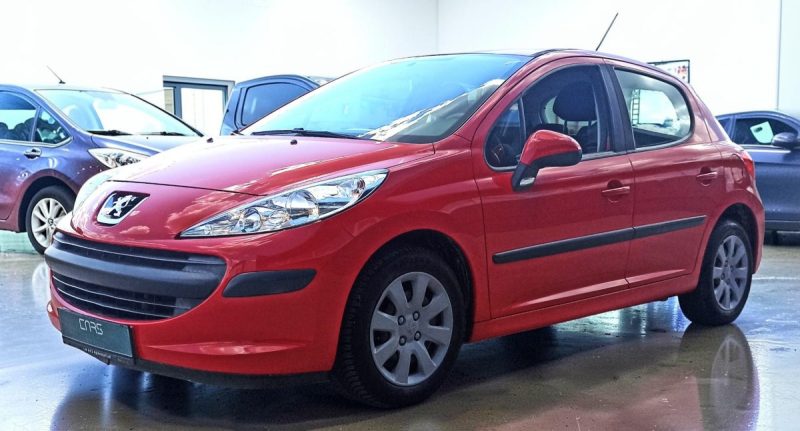PEUGEOT 207 1.4 5P PARFAIT ETAT 1ER MAIN GARANTIE 6MOIS