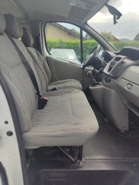 NISSAN PRIMASTAR 2T9 L2H1 2.0 DCI 115CH VISIA EURO6 9 PLACES GARANTIE 6 MOIS 2013