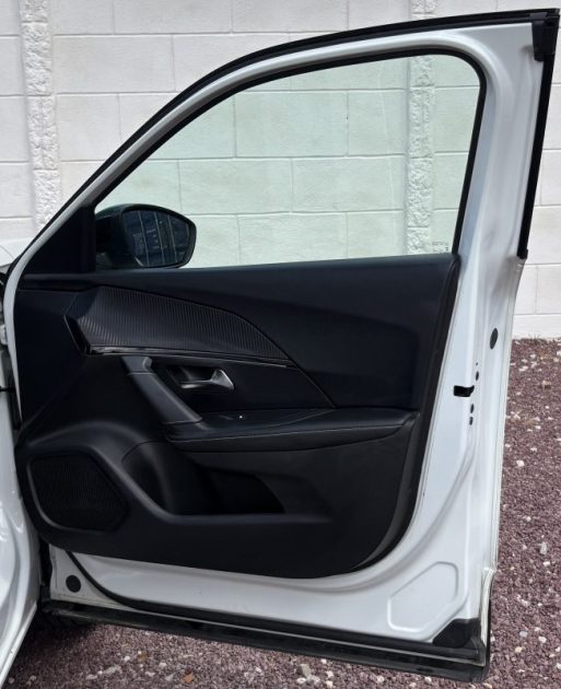Peugeot 2008 Gt-Line 1.5 BlueHdi 130ch (Sièges Chauffants | Toit Ouvrant | Caméra 360)