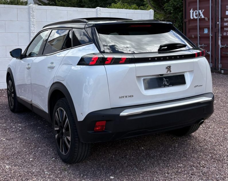 Peugeot 2008 Gt-Line 1.5 BlueHdi 130ch (Sièges Chauffants | Toit Ouvrant | Caméra 360)