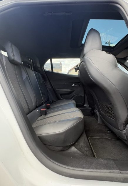 Peugeot 2008 Gt-Line 1.5 BlueHdi 130ch (Sièges Chauffants | Toit Ouvrant | Caméra 360)