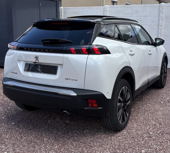 Peugeot 2008 Gt-Line 1.5 BlueHdi 130ch (Sièges Chauffants | Toit Ouvrant | Caméra 360)