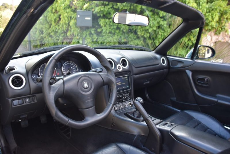 MAZDA  MX-5  1.8 ROADSTER 140 CH  2000