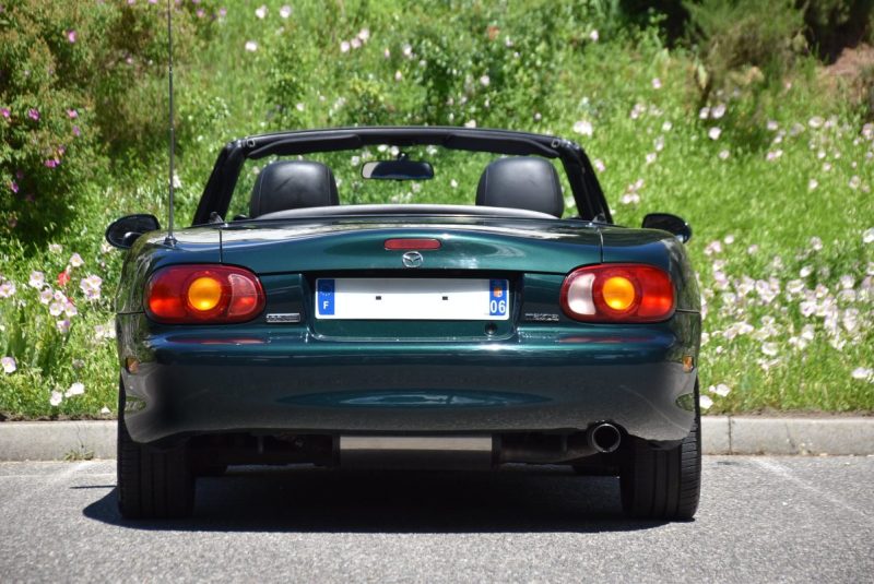 MAZDA  MX-5  1.8 ROADSTER 140 CH  2000