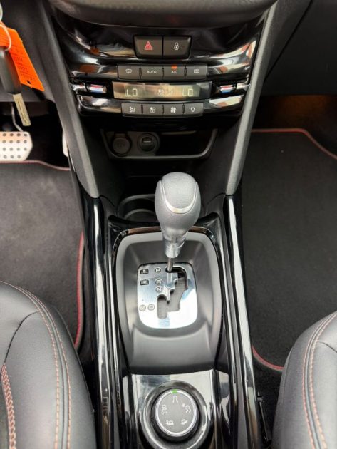 PEUGEOT 2008 BlueHDI 120CV S&S GT LINE EAT6  
