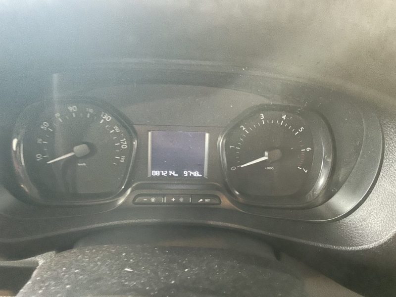 PEUGEOT TRAVELLER COMPACT 1.5 BLUE HDI 120 ACTIVE 9 Places