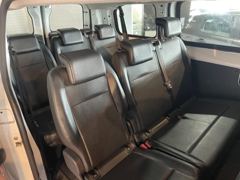 PEUGEOT TRAVELLER COMPACT 1.5 BLUE HDI 120 ACTIVE 9 Places