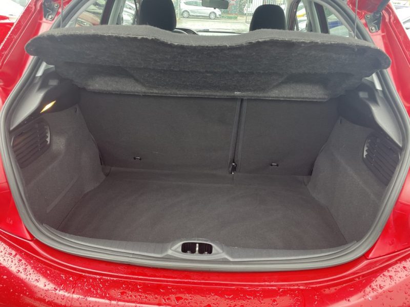 PEUGEOT 208 1.2L  82CV     GARANTIE 3/12 MOIS 2014