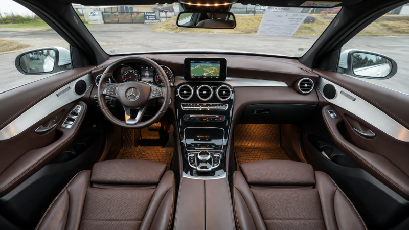 MERCEDES GLC 250 D 204CV EXECUTIVE 9G TRONIC 4MATIC GARANTIE 12MOIS