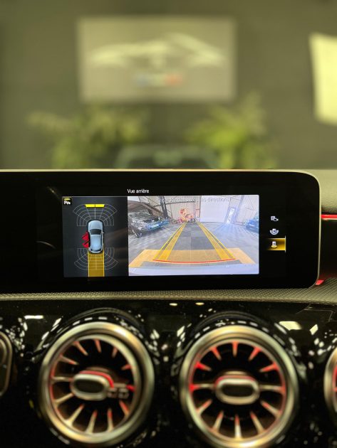 MAGNIFIQUE MERCEDES CLASSE A 35 AMG 306 CH (SUIVI MERCEDES, TOIT OUVRANT, SOBO BURMESTER, CARPLAY)