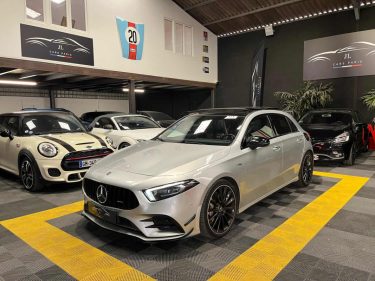 MAGNIFIQUE MERCEDES CLASSE A 35 AMG 306 CH (SUIVI MERCEDES, TOIT OUVRANT, SOBO BURMESTER, CARPLAY)