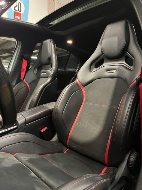 MAGNIFIQUE MERCEDES CLASSE A 35 AMG 306 CH (SUIVI MERCEDES, TOIT OUVRANT, SOBO BURMESTER, CARPLAY)