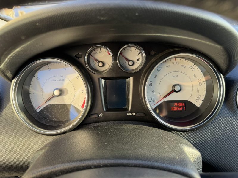 PEUGEOT 308 SW PREMIUM AUTOMATIQUE  GARANTIE 12 MOIS