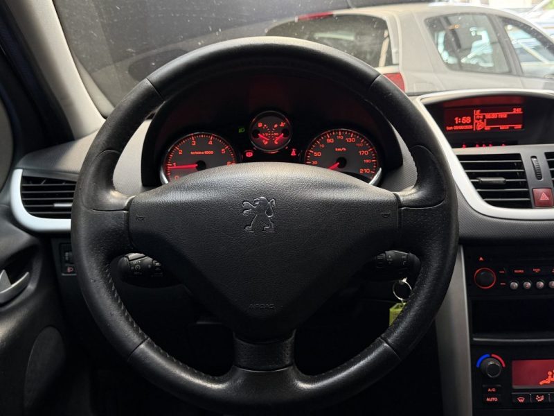 PEUGEOT 207 1.4 75ch EXECUTIVE 5P