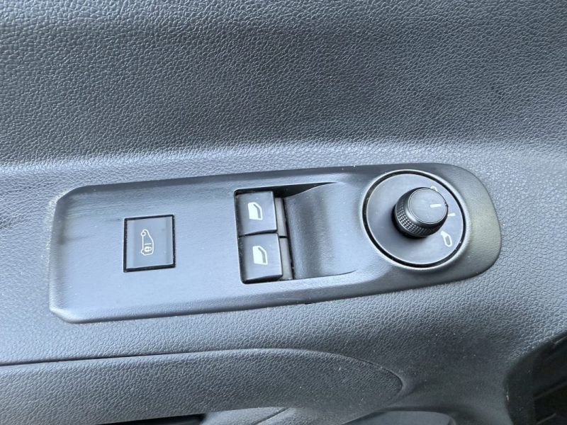 CITROEN BERLINGO M 1.5 BLUE HDI 100 CAR PLAY GRIP MODE CAMÉRA 3 PLACES  2020