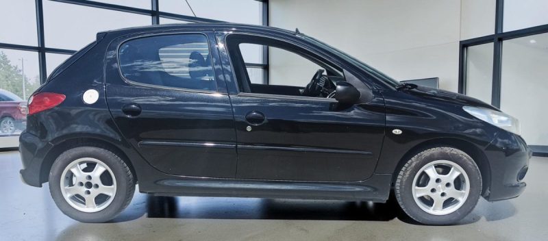 PEUGEOT 206+ 1.4 HDI 5PORTES 1ER MAIN GARANTIE 6MOIS