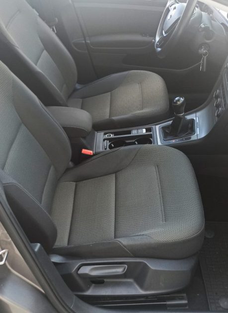VOLKSWAGEN GOLF 1.6 TDI 4MOTION 5PORTES CONFORTLINE GARANTIE 6MOIS