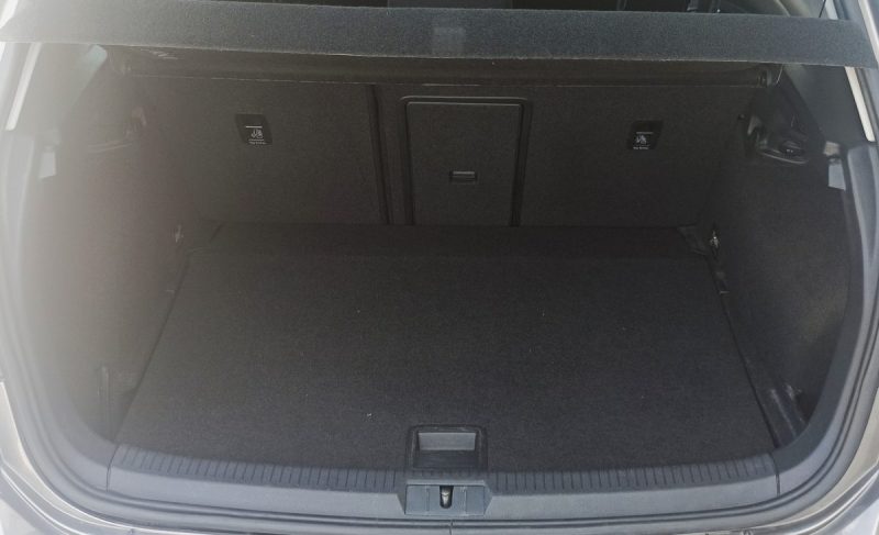 VOLKSWAGEN GOLF 1.6 TDI 4MOTION 5PORTES CONFORTLINE GARANTIE 6MOIS