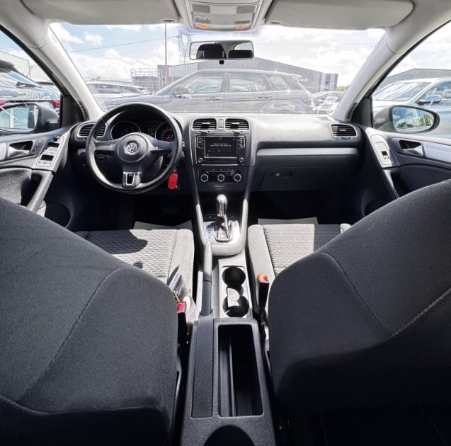 VOLKSWAGEN GOLF 1.6 TDI 105 TRENDLINE BLUEMOTION DSG 2011