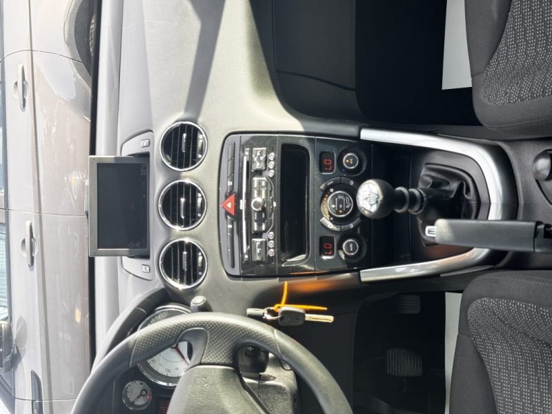 PEUGEOT 308 1.6 HDI 112 ALLURE 2012