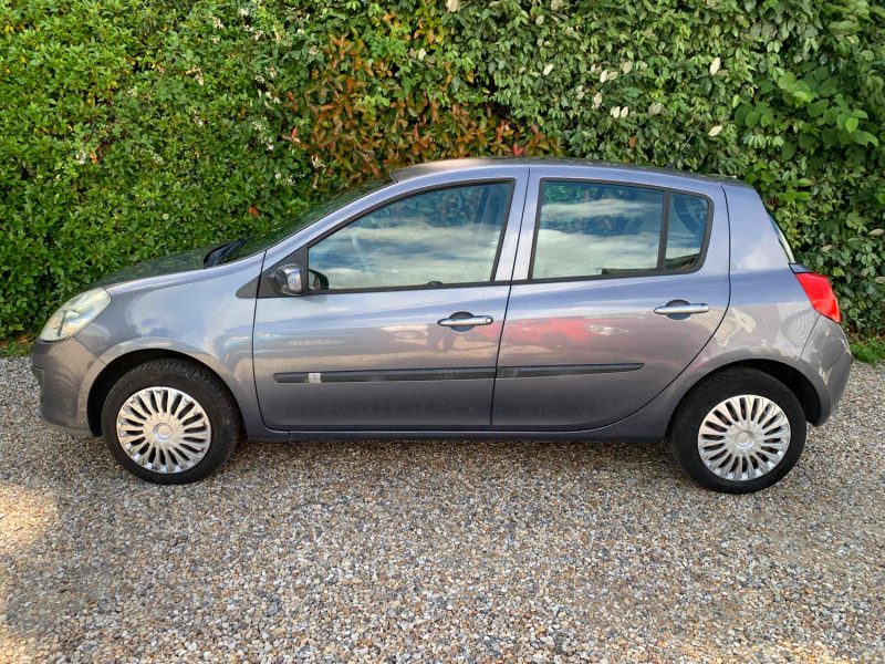 RENAULT CLIO CONFORT DYNAMIQUE 1.2 16V 2007