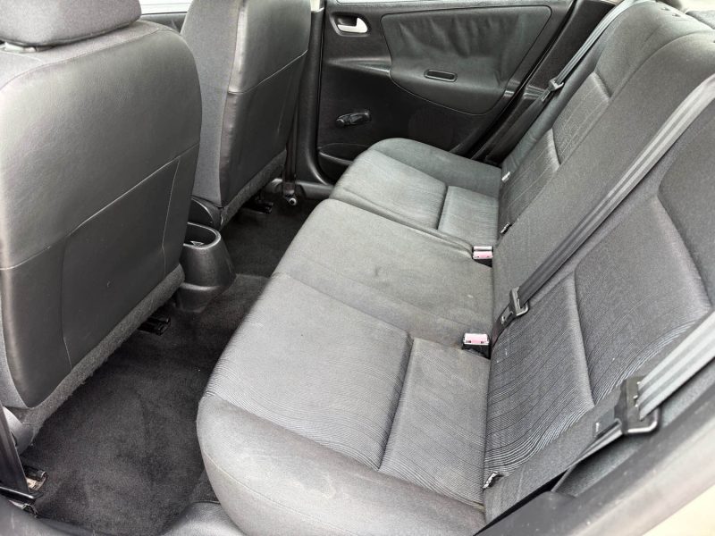 Peugeot 207 1.4e Urban 75ch - Clim –  Idéale Jeune Conducteur – Révisée – Garantie 6 Mois