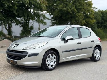Peugeot 207 1.4e Urban 75ch - Clim –  Idéale Jeune Conducteur – Révisée – Garantie 6 Mois