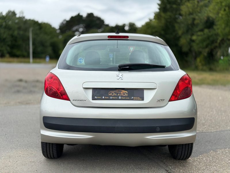 Peugeot 207 1.4e Urban 75ch - Clim –  Idéale Jeune Conducteur – Révisée – Garantie 6 Mois