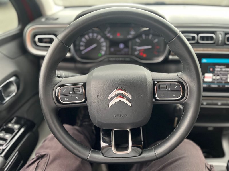 CITROEN C3 1.2 PURETECH 83CV SHINE CARPLAY - SUIVI COMPLET  - DISTRIBUTION NEUVE - GARANTIE 6 mois 