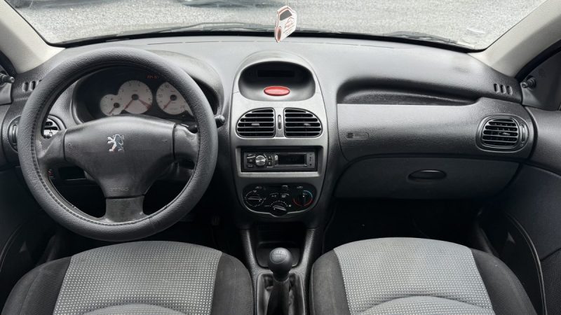 PEUGEOT 206 1.4L i 75CV STYLE / RÉVISÉE&GARANTIE  2004